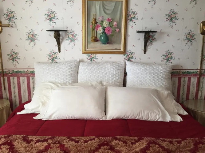 Harborview Inn