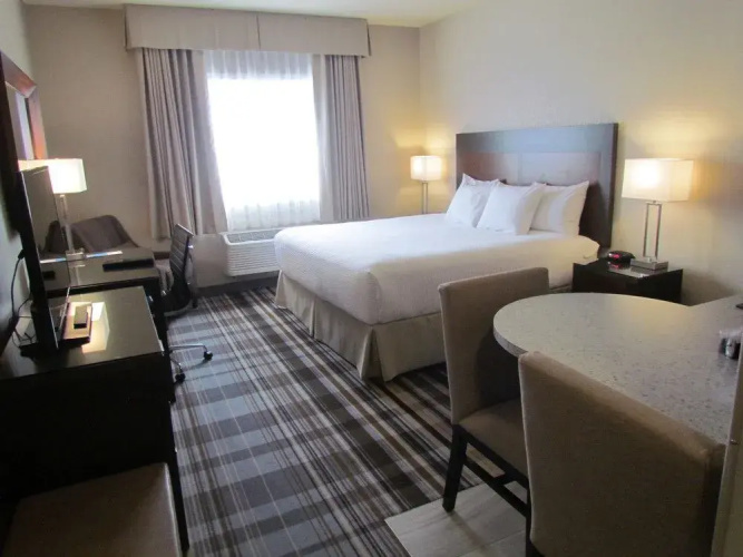 Days Inn and Suites Airdrie