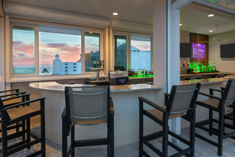 Hampton Inn & Suites Clearwater Beach photo 9