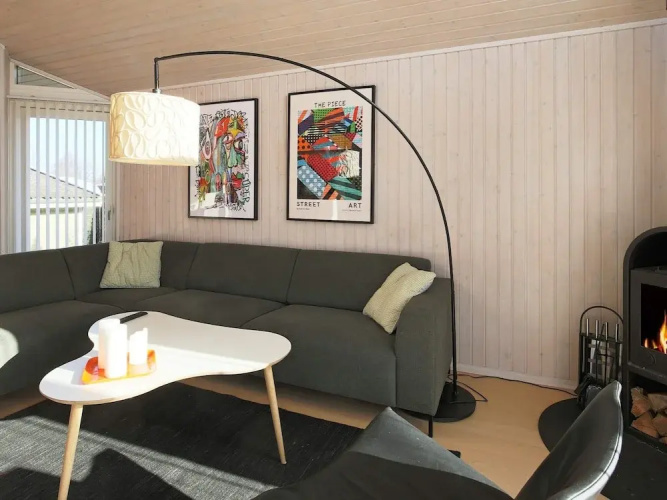 8 Person Holiday Home in Dronningmolle