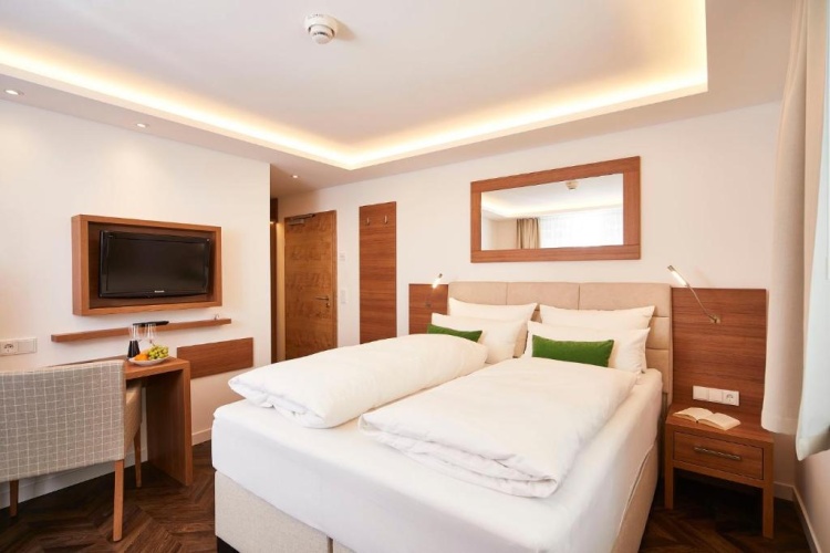 Standard Double room with balcony