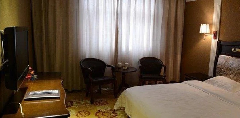 Yiyuan Business Inn