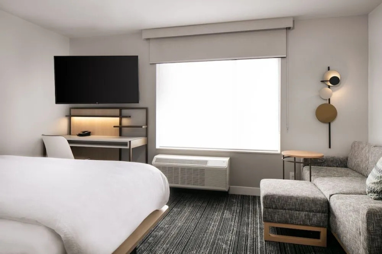 Towneplace Suites By Marriott Oconomowoc