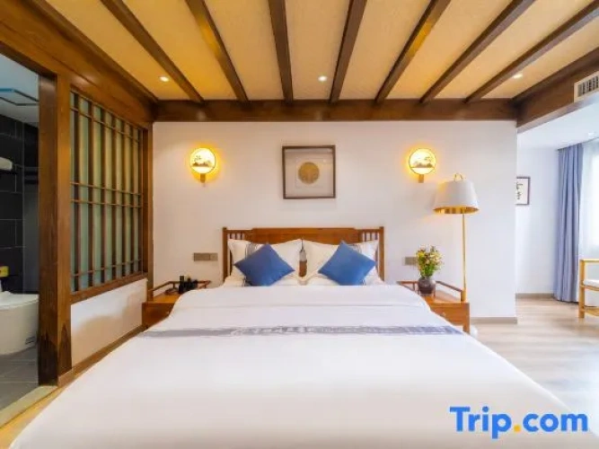 Standard Double room with garden view