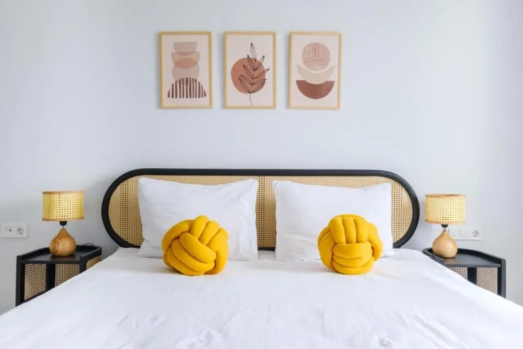 3 Bedrooms Apartment