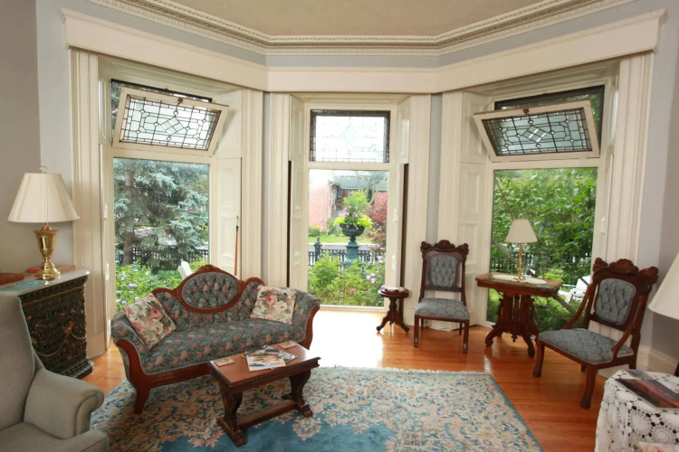 The Rosemount Inn