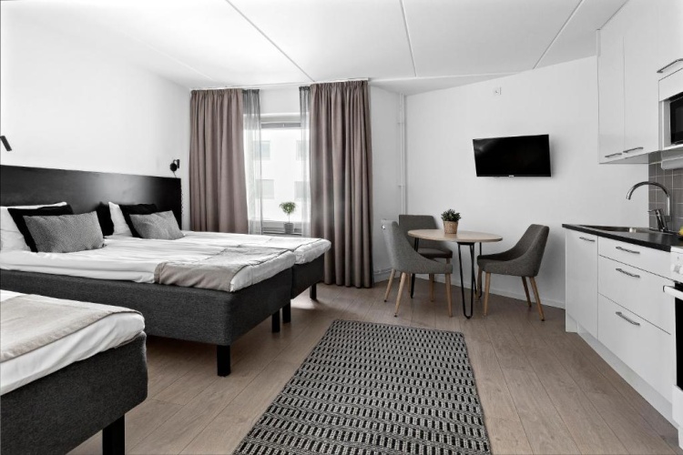 Standard Triple room