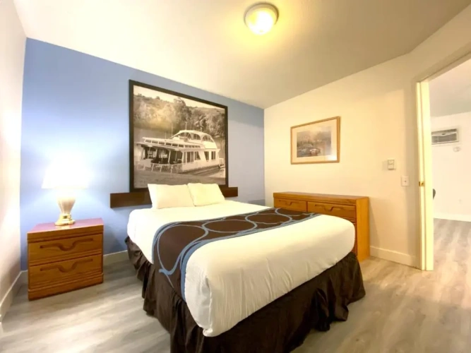 Deluxe Double Suite