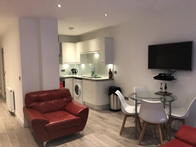 1 Bedroom Deluxe Apartment