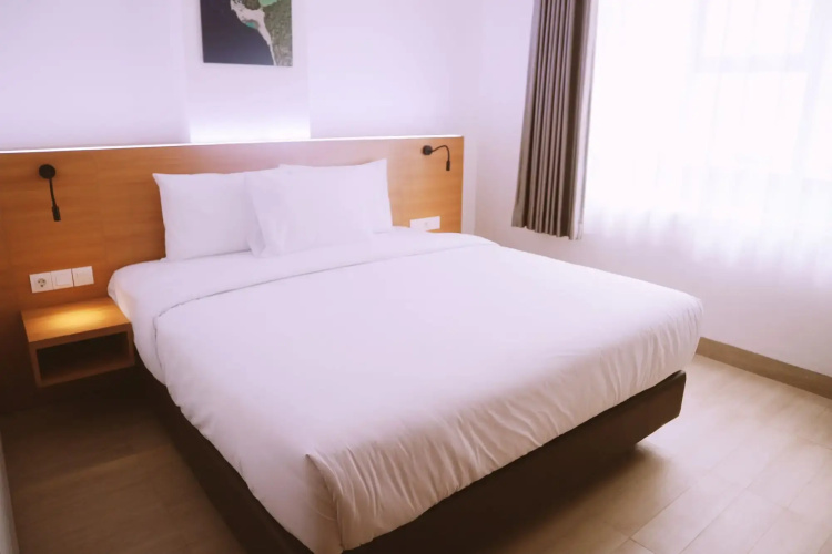 Grand   Thamrin  Hotel