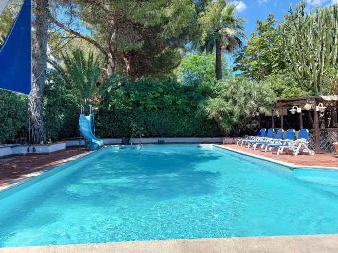 Villa