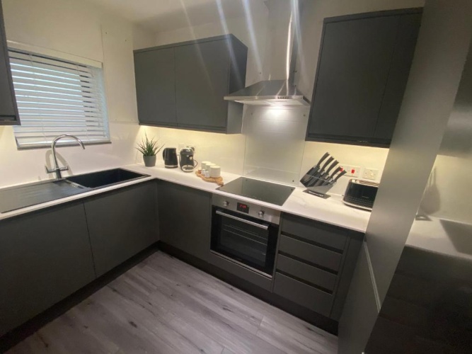 2 Bedrooms Apartment