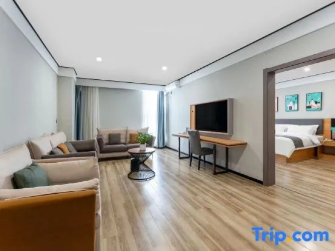 Economy Suite