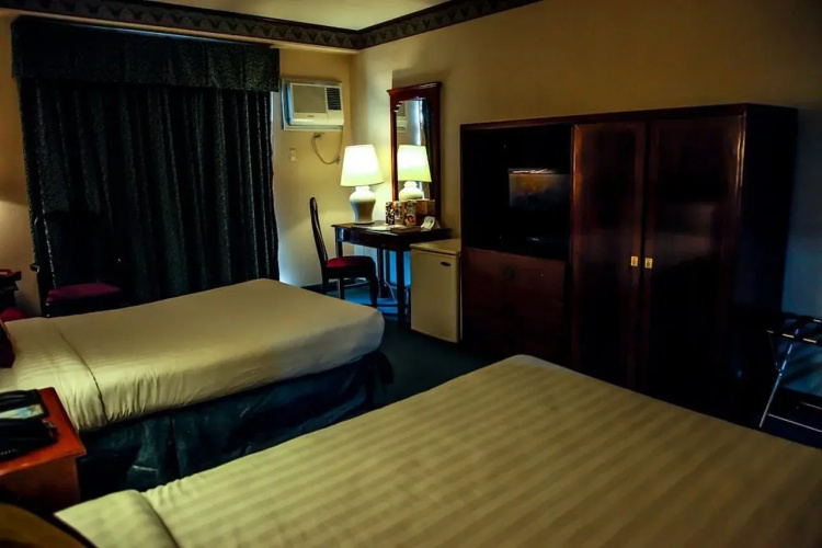 Days Hotel Tagaytay