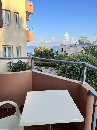 Superior Double room with balcony and with partial sea view