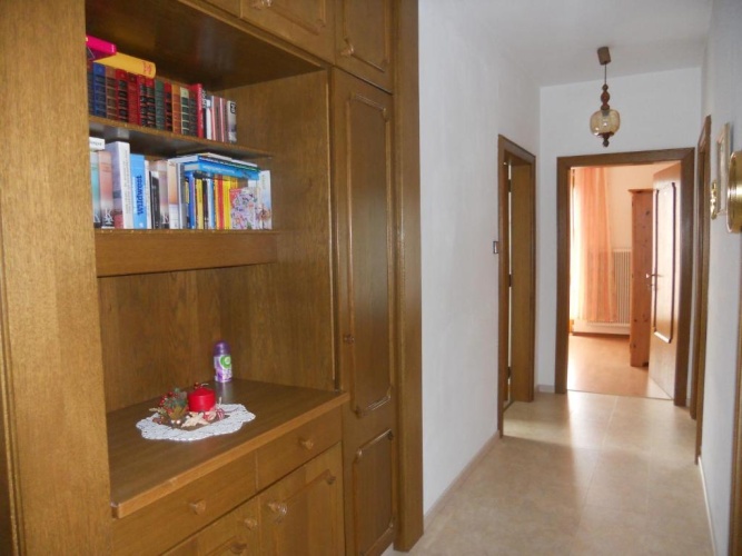 3 Bedrooms Apartment