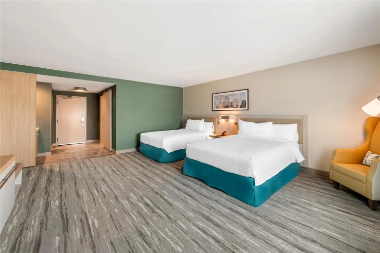 Standard Quadruple room