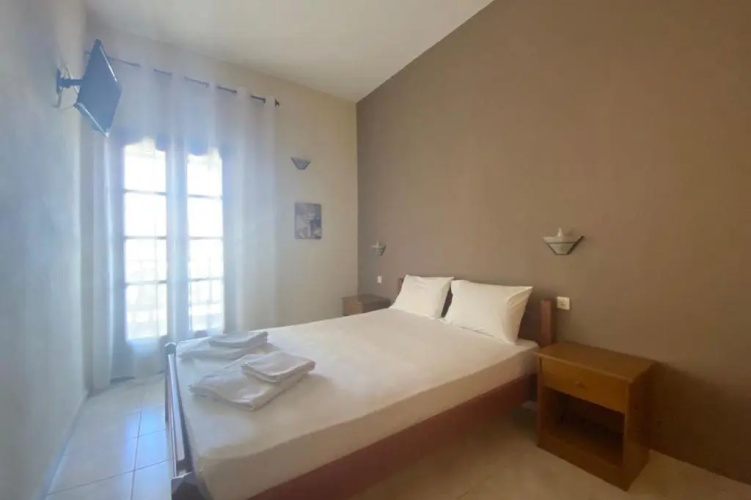 Aloni Rooms