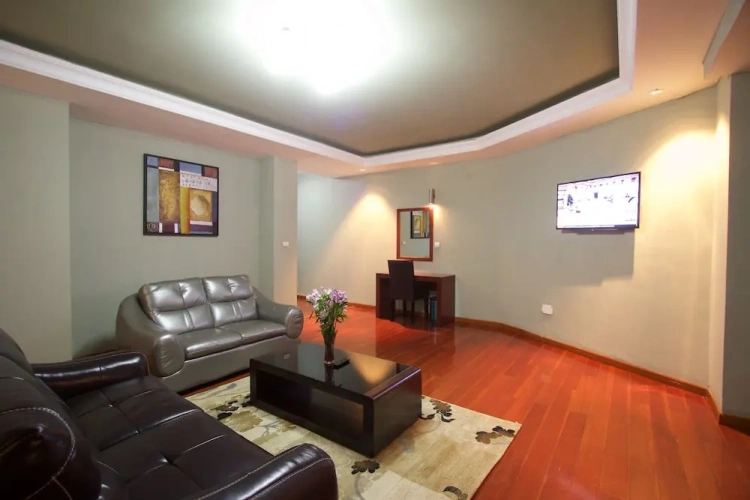 2 Bedrooms Family Apartment with city view
