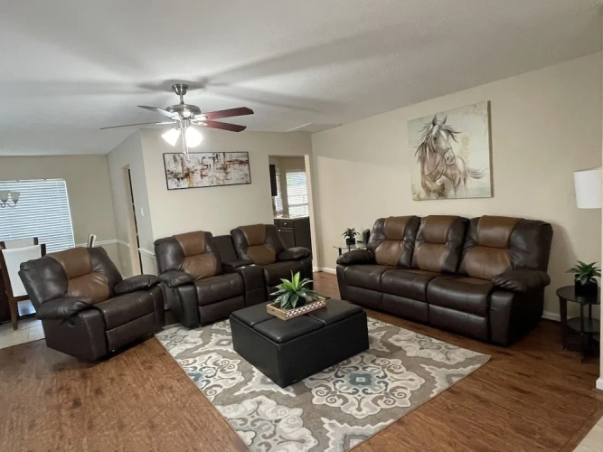 3 Bedrooms Deluxe Cottage