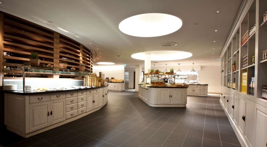 Hilton London Heathrow Airport Terminal 5 photo 36