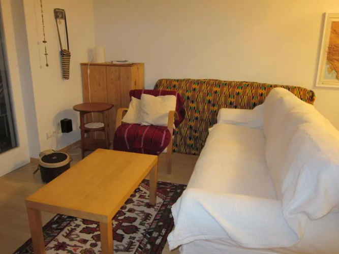 2.5-Zimmer-Wohnung Balkon freie See- und Bergsicht, Garage PPe