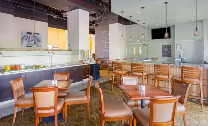 Phoenix Place Hotel & Suites