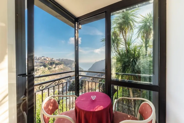 1 Bedroom Comfort Double room with sea view