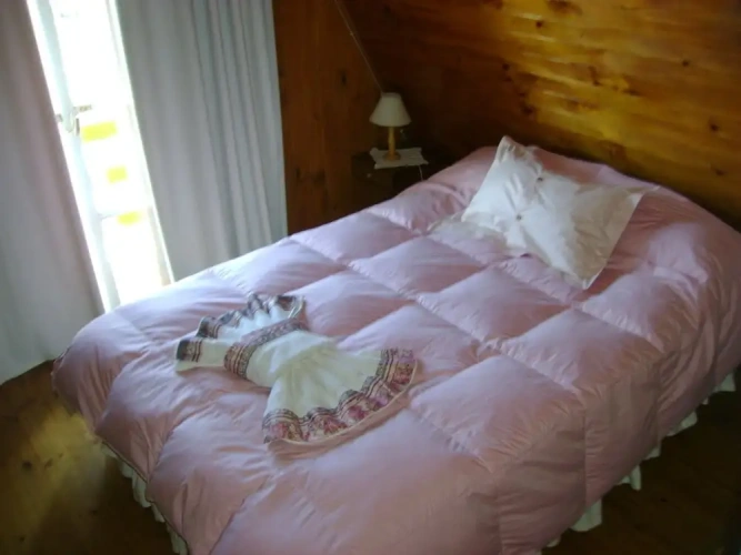 2 Bedrooms Comfort room with city view