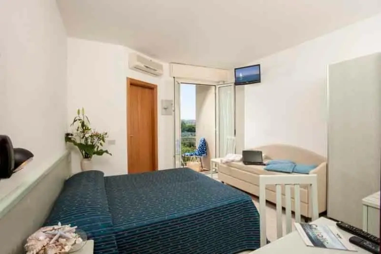 Classic Triple room