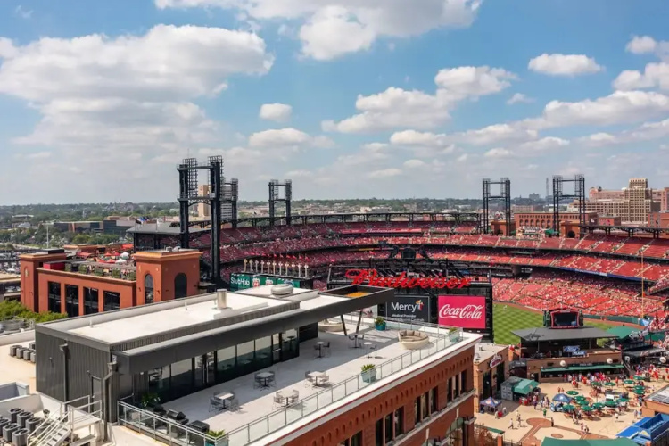 Landing Downtown St. Louis
