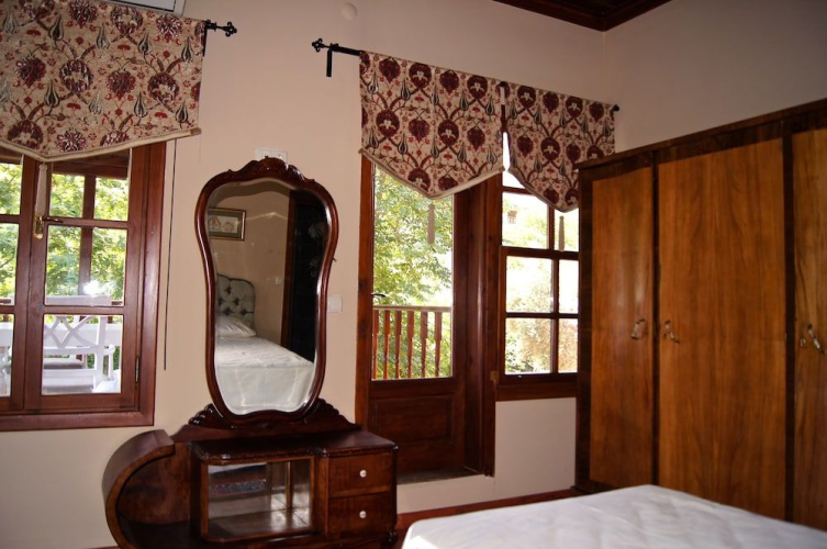 Candle Suites