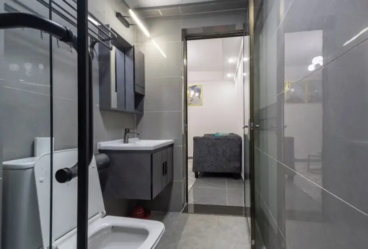 Erica Suites - Riverside 1BR Apartments