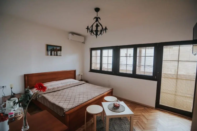 Standard Double room with lake view