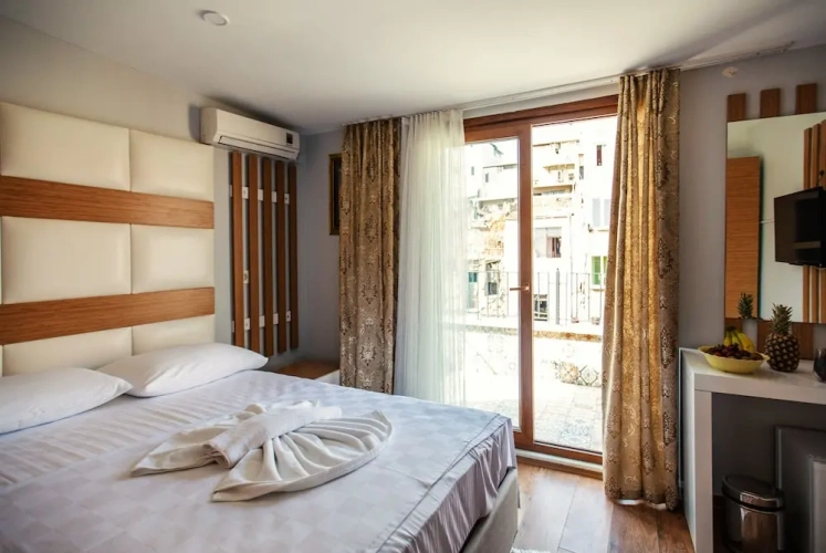 Standard Double room with balcony and with city view