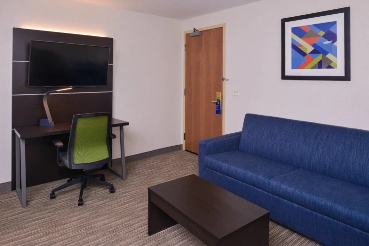 Quadruple Suite