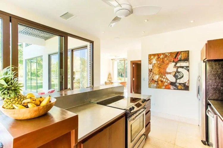 2 Bedrooms Villa
