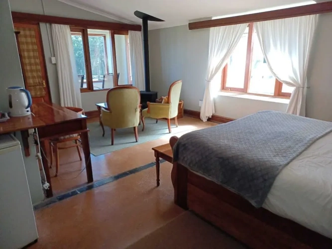 Comfort Triple Basement room with garden view