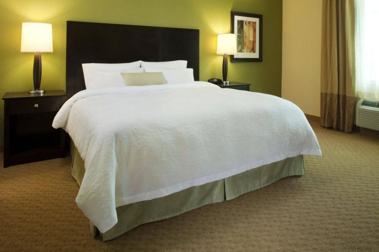 Hampton Inn & Suites York South