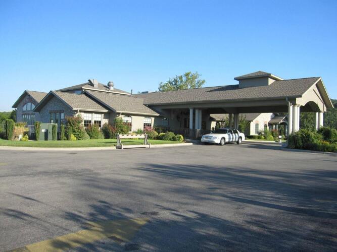 Screen Porch View-4 Steps-Pointe RoyaleOver view