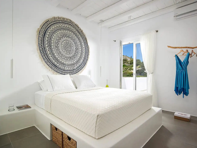 Vipera Villa and Studio