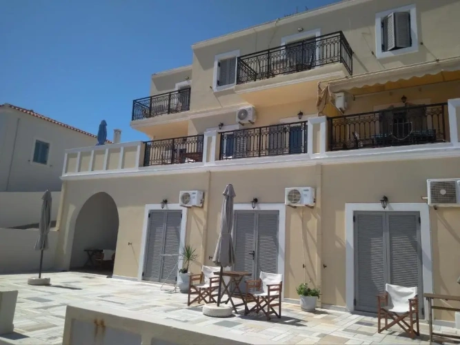 1 Bedroom Apartment with sea view
