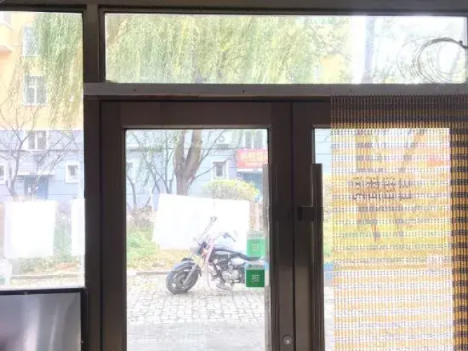 Shi Shang Apartment