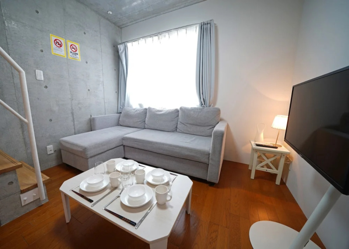 Laffitte Hirai Condominium Hotel