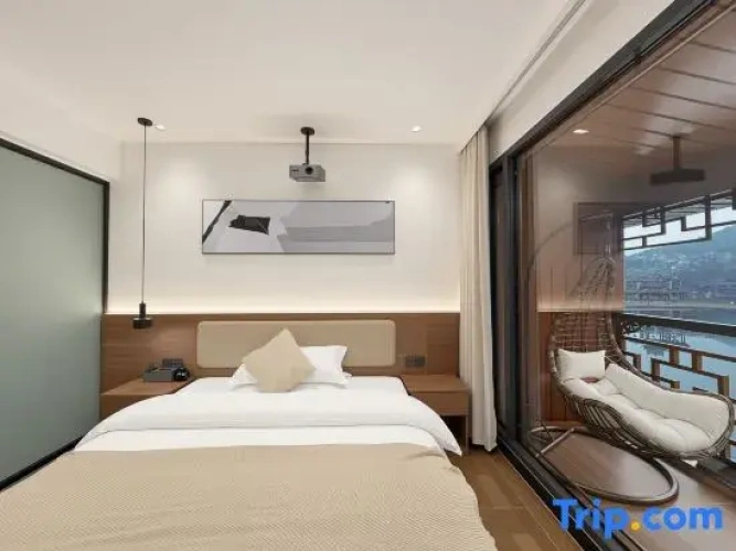 Standard Double room with balcony and with river view