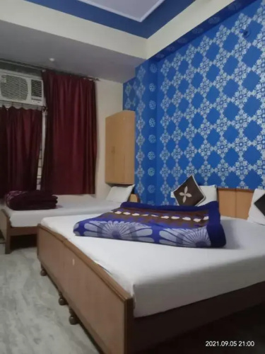Hotel Hardik Palace