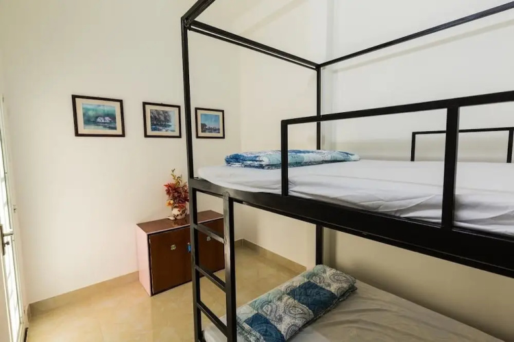 Lien's Beach Hostel