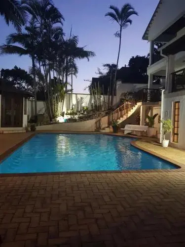 Ingwe Manor