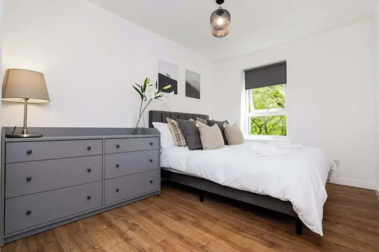 2bedroom Apartment-free Parking