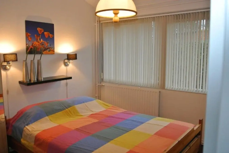 2 Bedrooms Bungalow